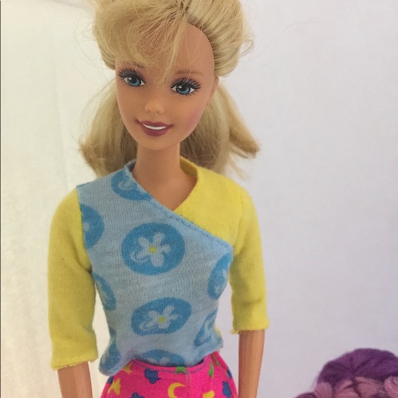 Dolls - Picture 2 of 5